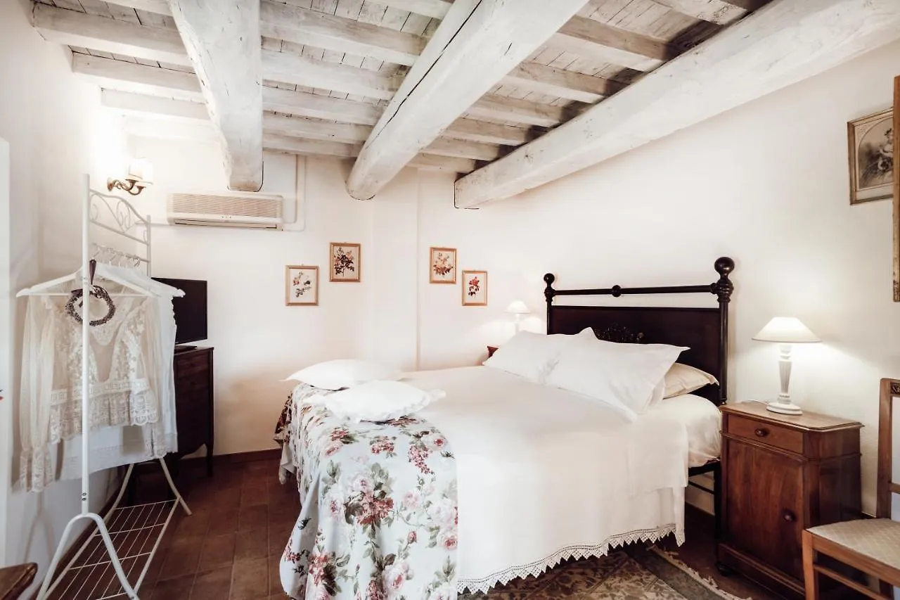 B&B Casatorre Saludecio Bed & Breakfast